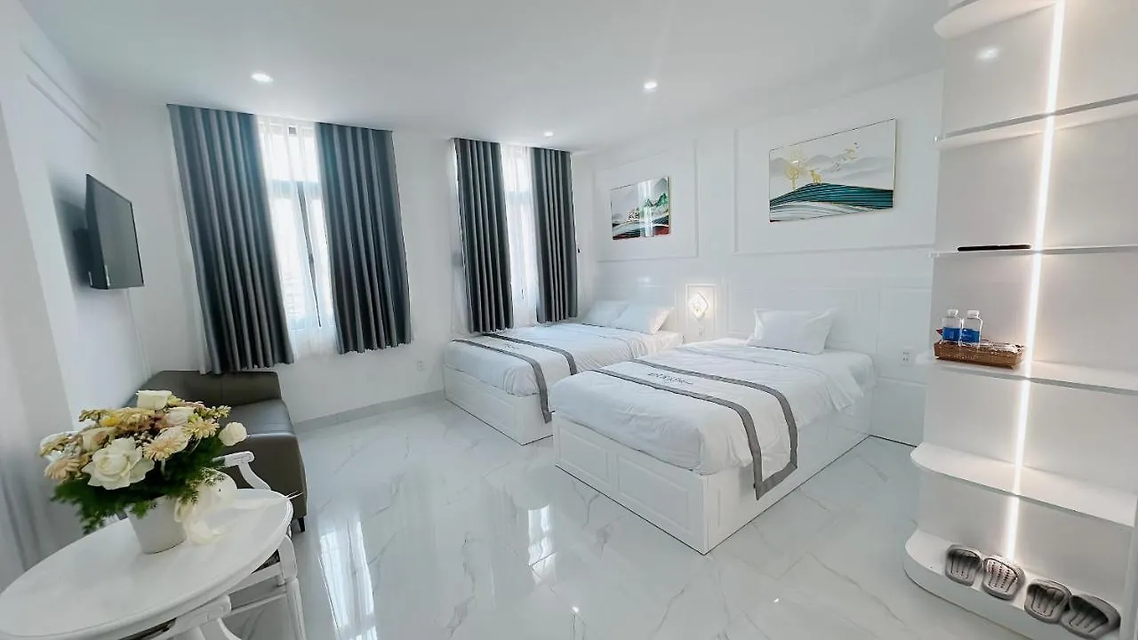 Paris Hotel Da Nang 0*,