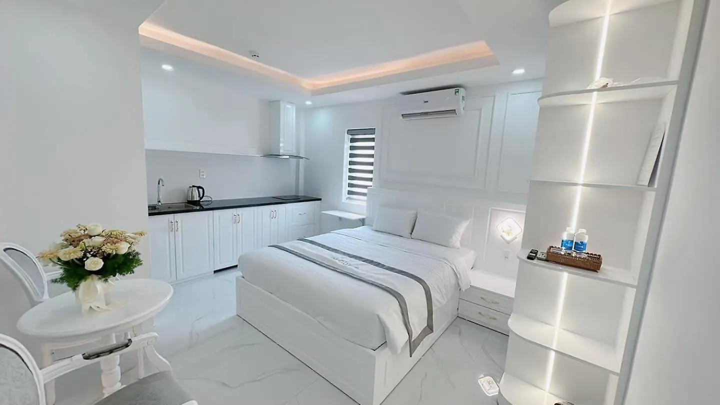 Paris Hotel Da Nang 0*,  Vietnam